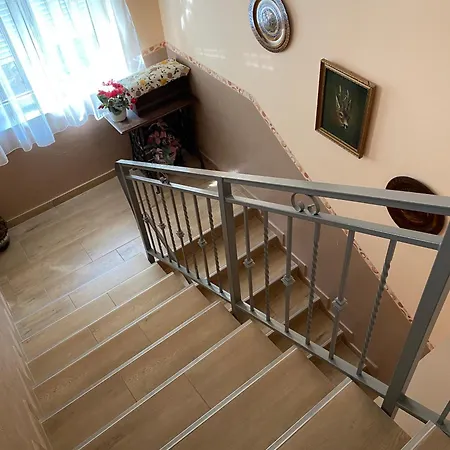 Karoly Vendeghaz Хевиз